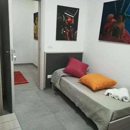 Dimora Dell'Artista 2 Bed and Breakfast Lecce Buitenkant foto