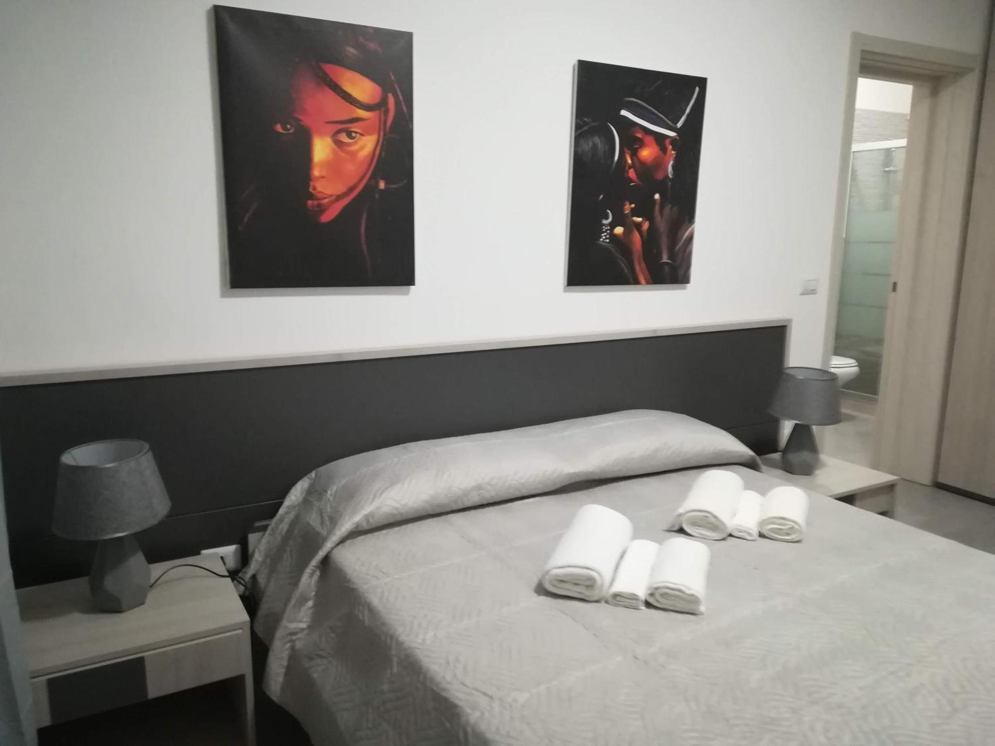 Dimora Dell'Artista 2 Bed and Breakfast Lecce Buitenkant foto
