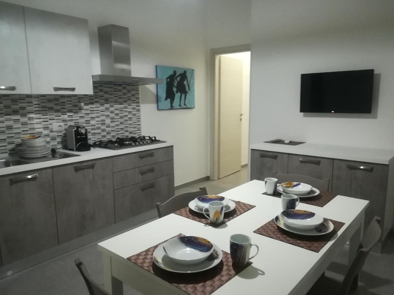 Dimora Dell'Artista 2 Bed and Breakfast Lecce Buitenkant foto