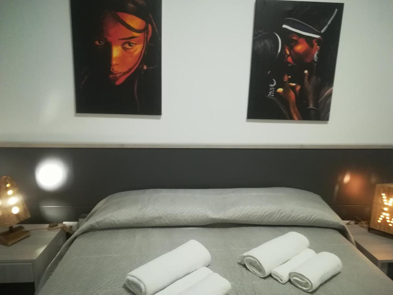 Dimora Dell'Artista 2 Bed and Breakfast Lecce Buitenkant foto